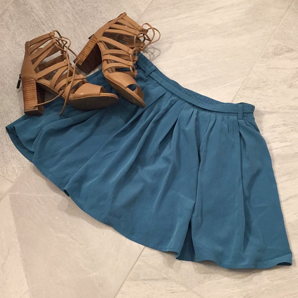 Forever 21 Teal Skort Size Small